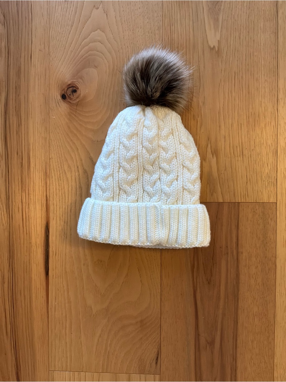 Cable Knit Pom Beanie - Cream